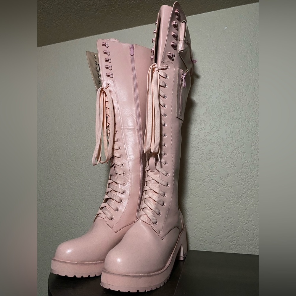 Sugar thrilz pink combat boots with pockets sz10